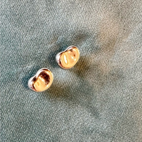 Tiffany Genuine Elsa Peretti Silver Bean 16” Necklace and Earrings - Picture 9 of 10